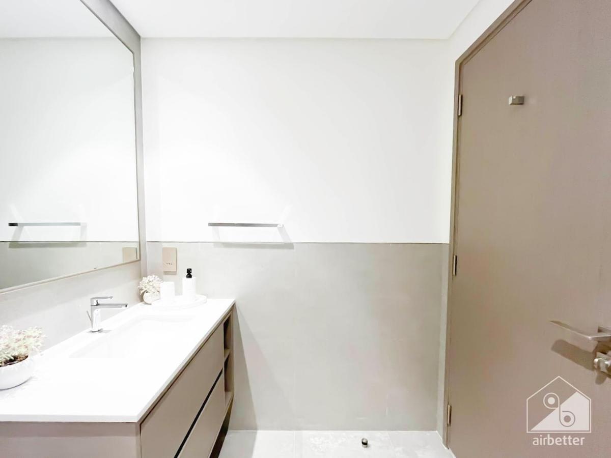 Luxury 1br At Grande Downtown With Iconic Views